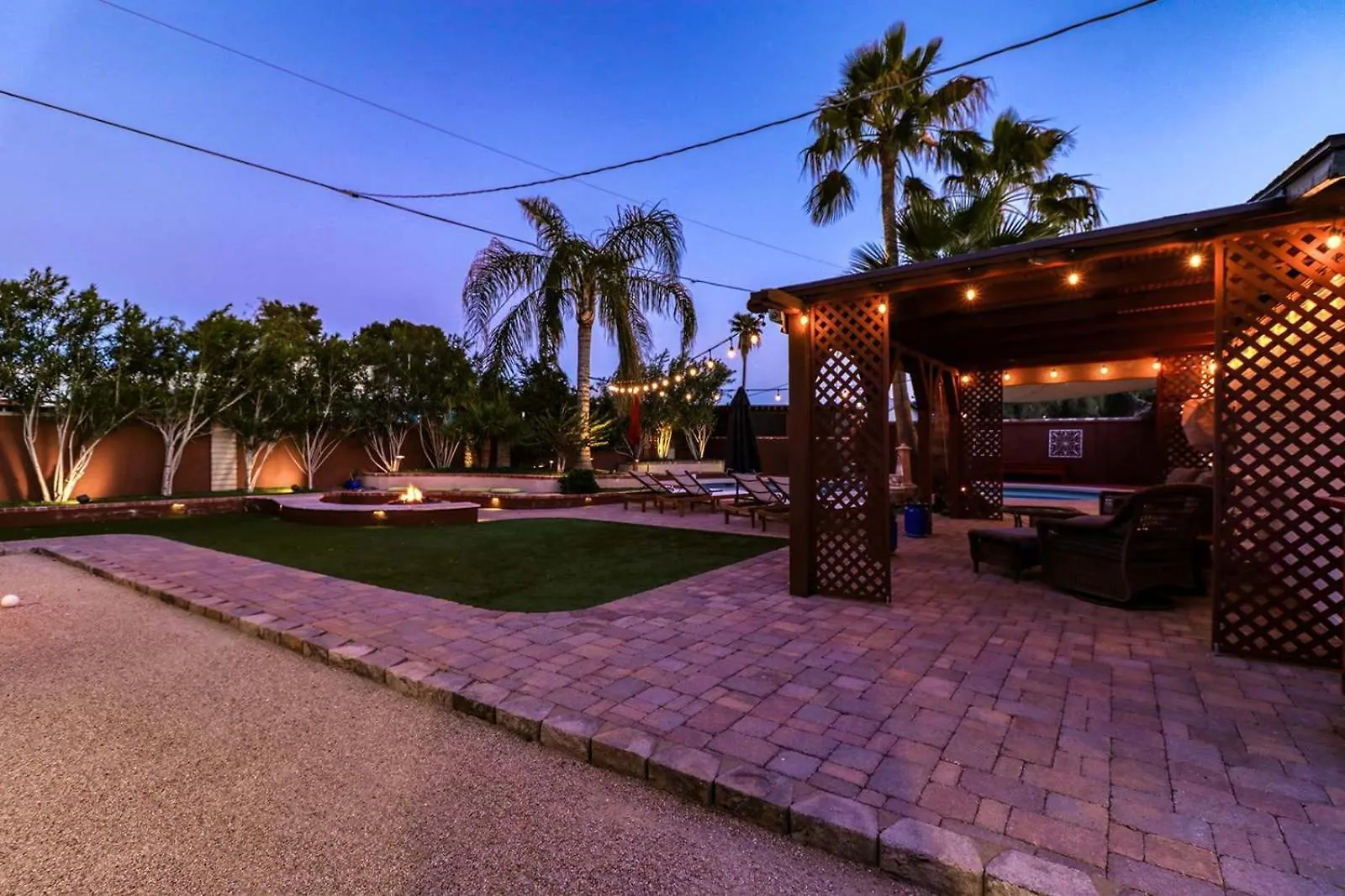 Desert Oasis - Epic Backyard Pool Bocce Firepit Phoenix